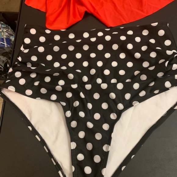 Adisputent Red Top/Polka Dot Bottoms Bikini M NWT - Picture 3 of 10